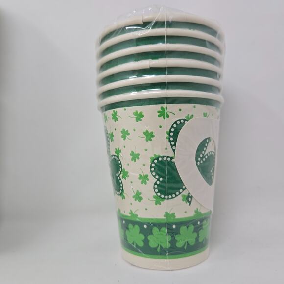 Vintage Hallmark 48 Paper Party Cups St. Patrick's Day 9oz Shamrock 8 Packs of 6 - Picture 3 of 7